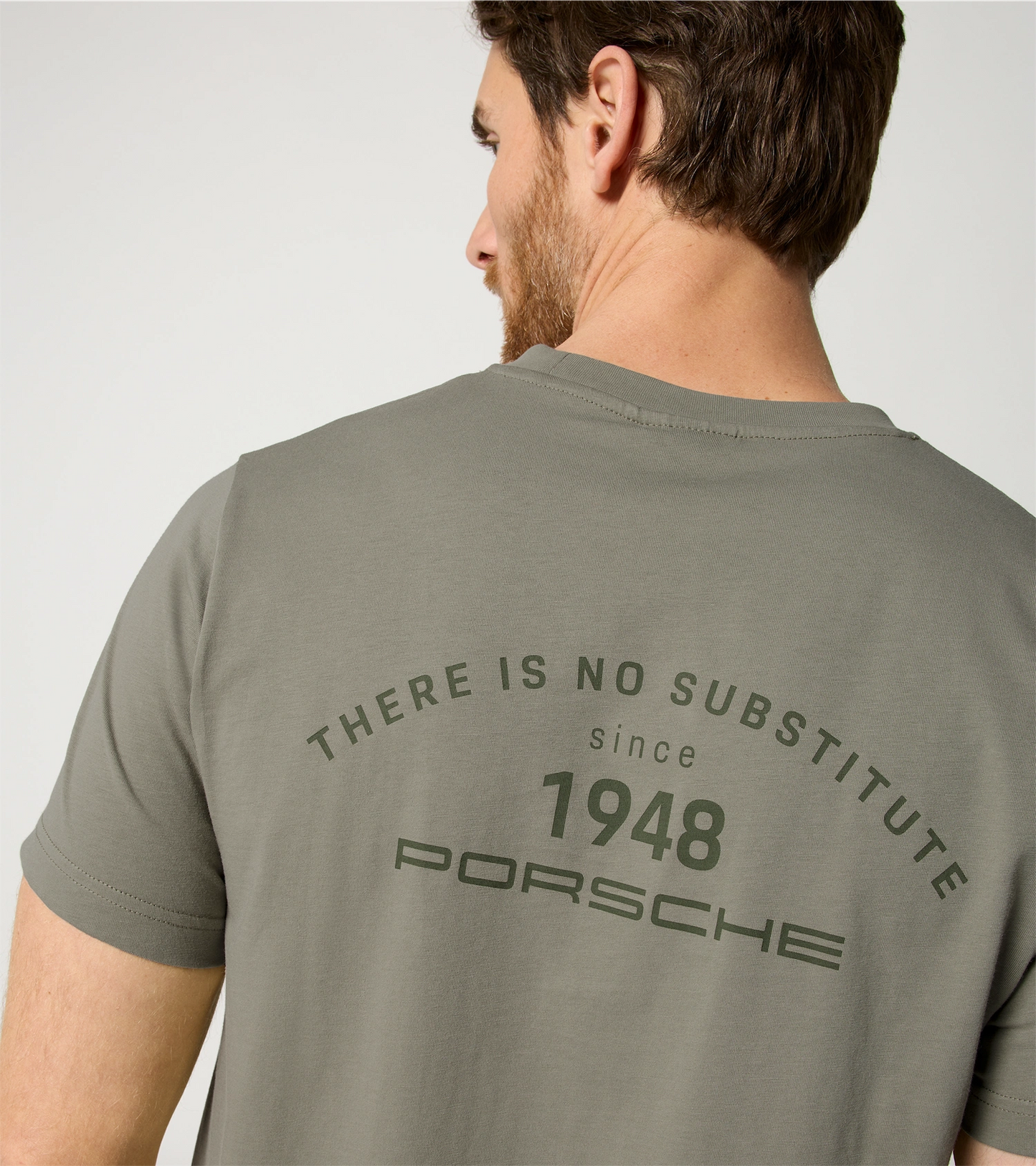 Tシャツ グリーン – Porsche. There is no Substitute.