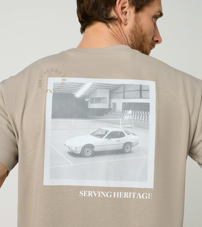 ユニセックス Tシャツ（サンド） – Porsche x Tennis Heritage