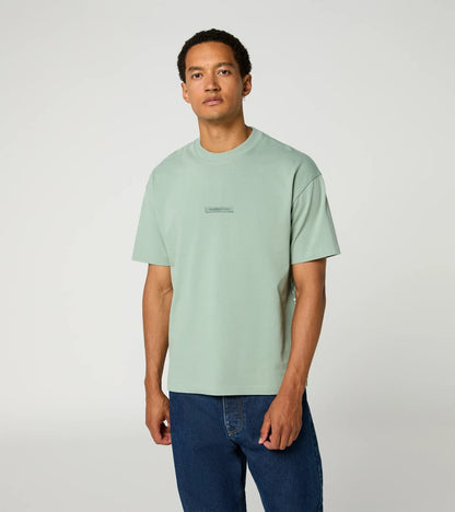 ユニセックス Tシャツ – Cayenne Electric Lifestyle Collection
