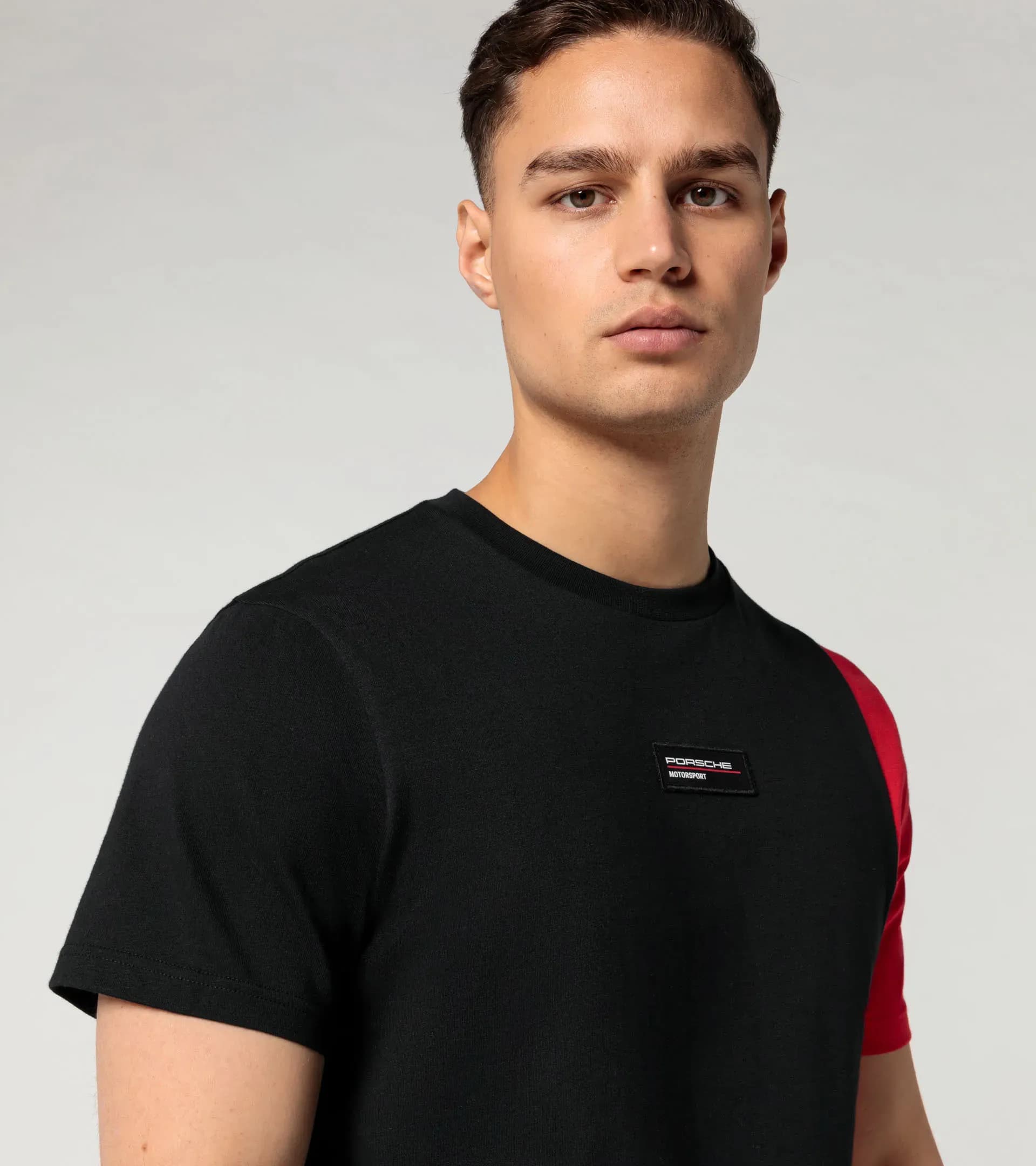 Tシャツ – Motorsport Fanwear – ポルシェ公式オンラインショップ